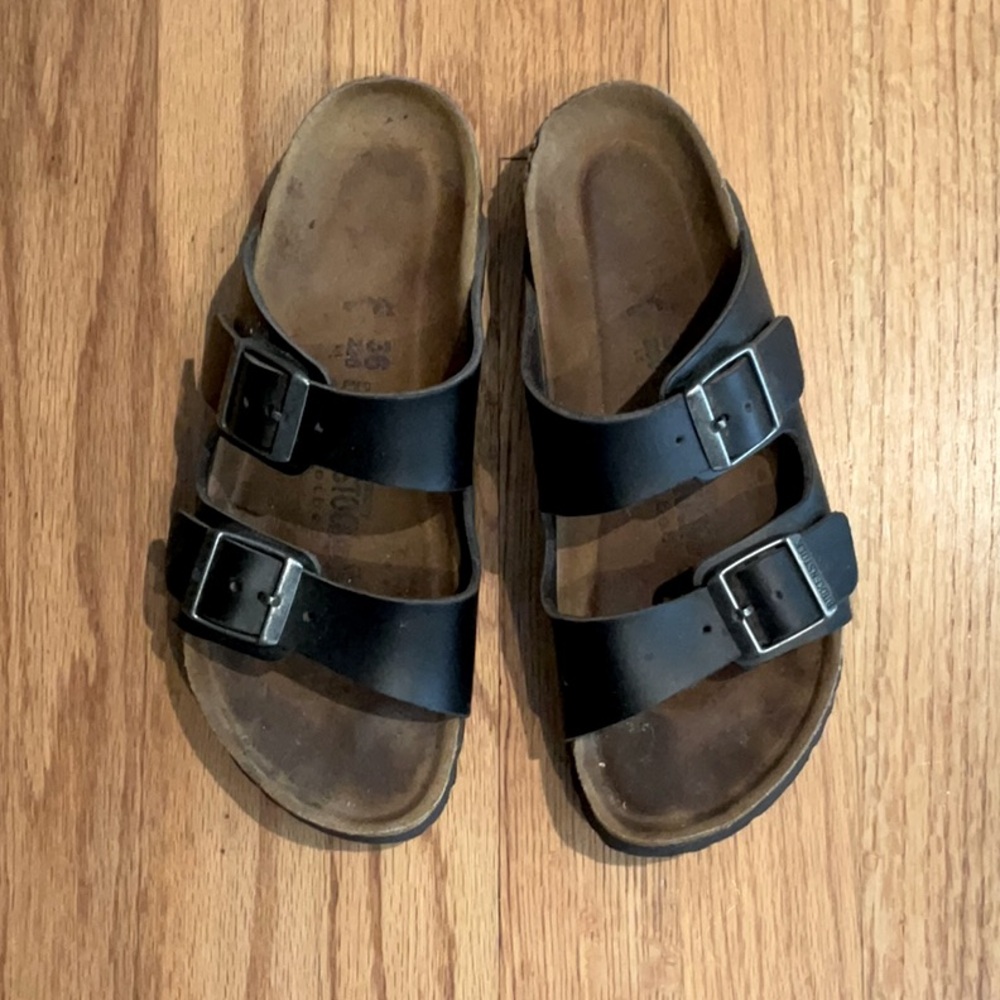 Birkenstock - Arizona SANDAL - Black Leather - Women’s Size 36